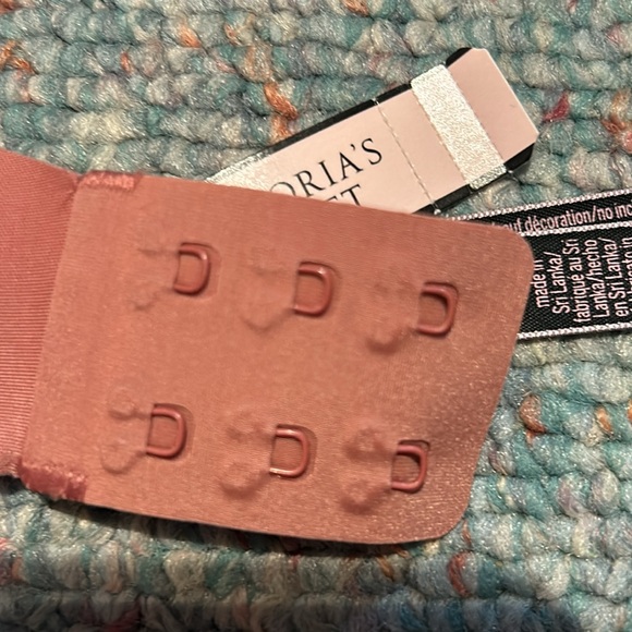 NWT Victorias Secret size 32D multi way Bra - Picture 4 of 8